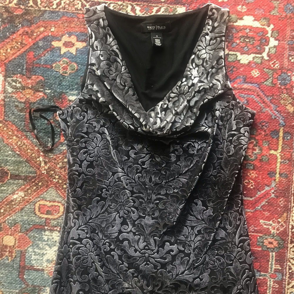 White House Black Market beautiful velvet top